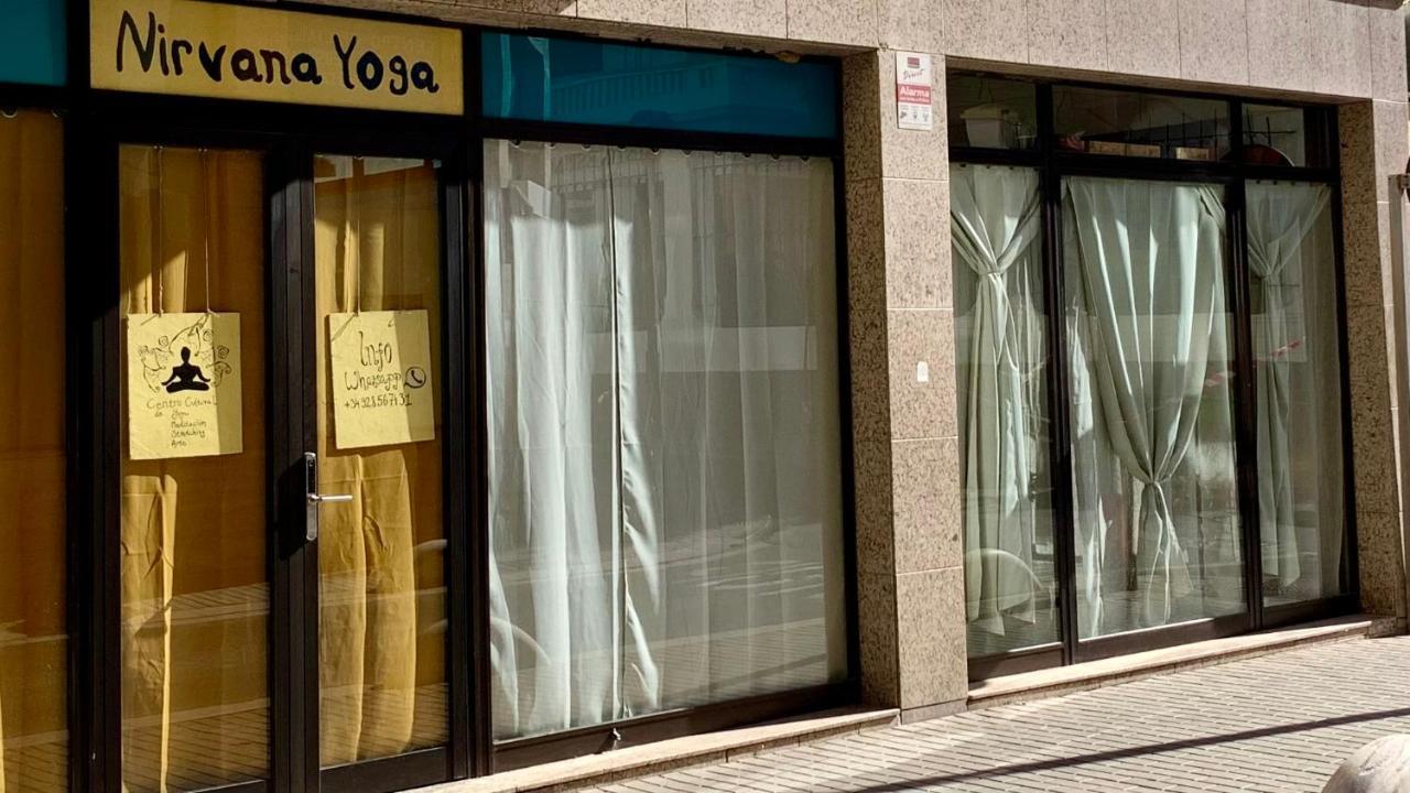 Nirvana Yoga Center Arrecife  Buitenkant foto